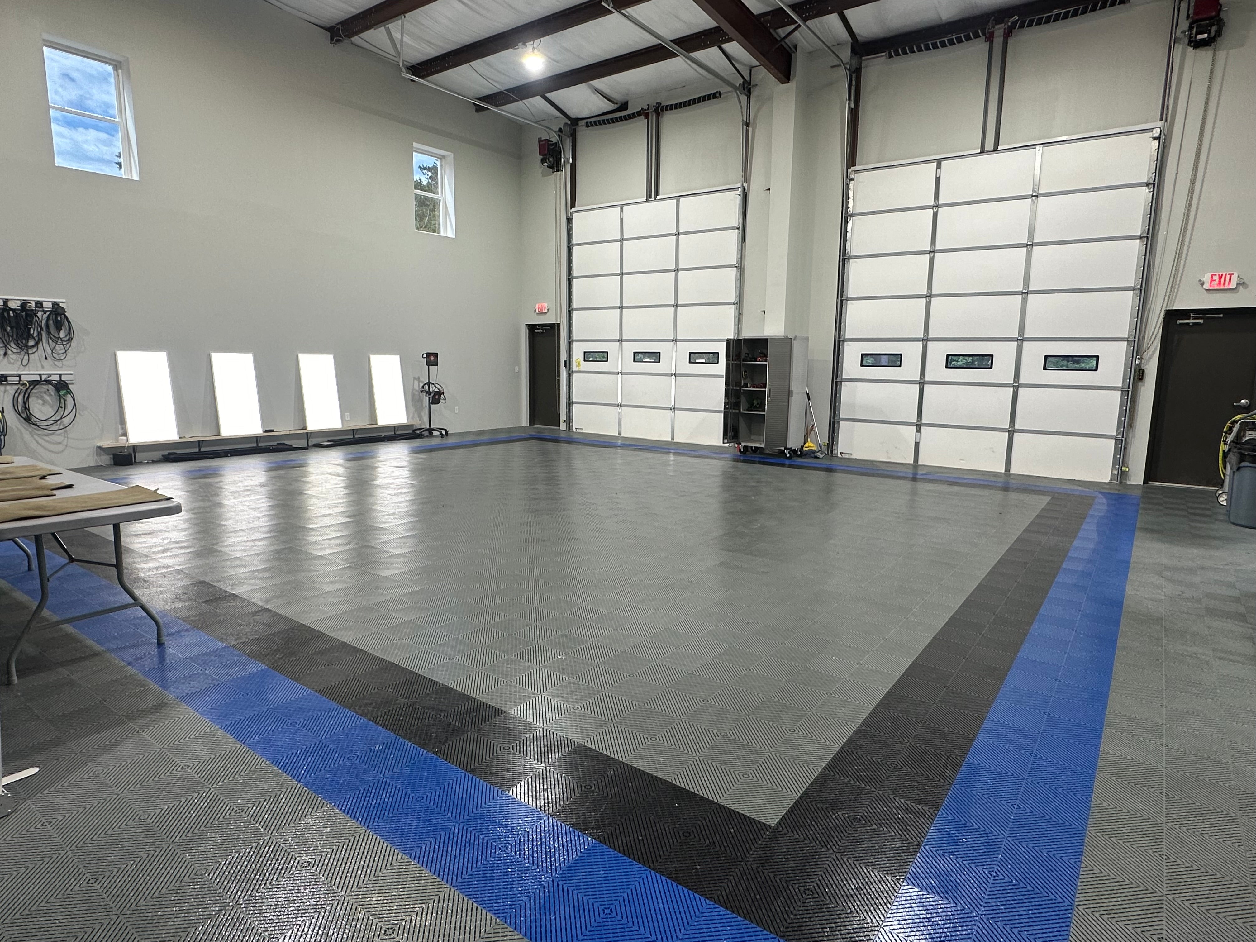SWISSTRAX® GARAGE TILES – eightofloors